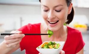 5 продуктов, которые помогают бороться с морщинами.